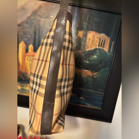 Burberry Shoulder Bag - Picture 8 of 12